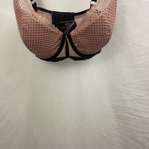 Victoria’s Secret Plunge Nude Fishnet Black 34DDD Bra - Picture 4 of 10